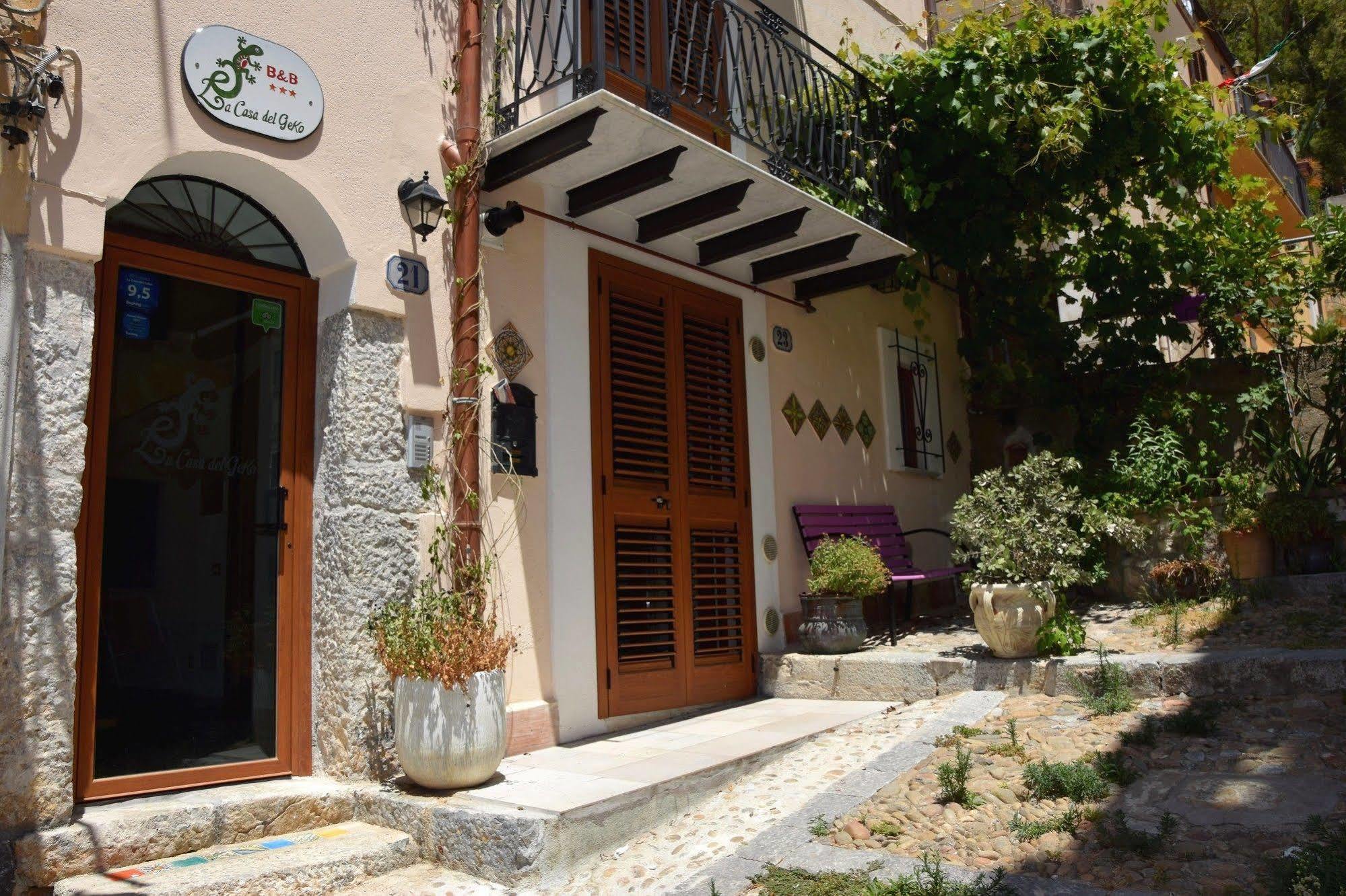 체팔루 La Casa Del Geko B&B 외부 사진